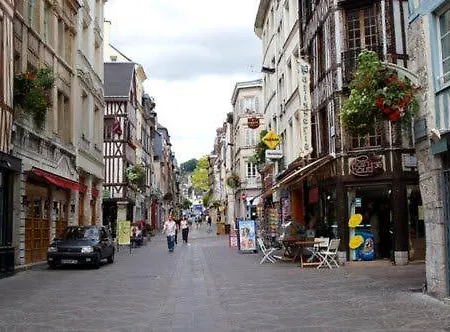 Place Vieux Marche Appartement *